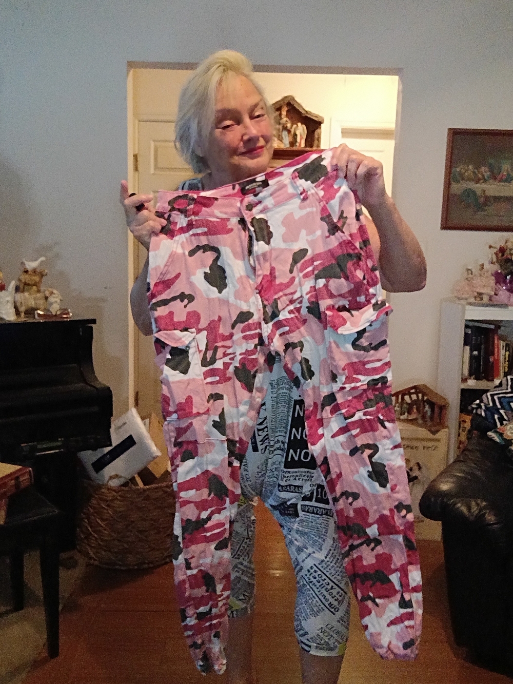 Pink Camo Cargo Pants - Women's Fashion Jumpsuit Style